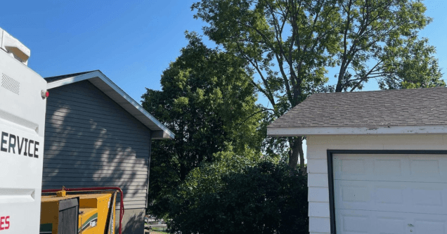 Can I Trim My Neighbor’s Overhanging Branches? Minnesota’s Rules Explained